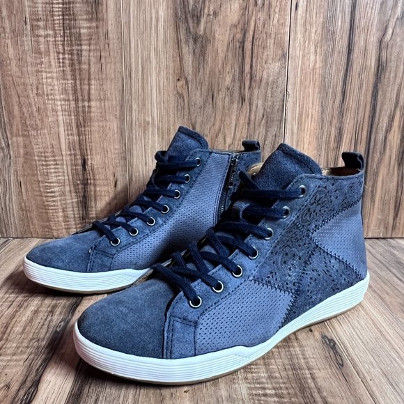 Comfortiva Align Womens Leather High Top Shoes Blue Embossed Floral EUC Size 8 - Picture 2 of 7